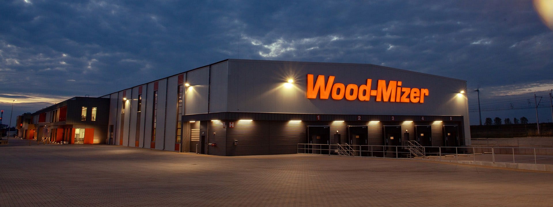 Inauguración de la Inversión Histórica de Wood-Mizer en 2024